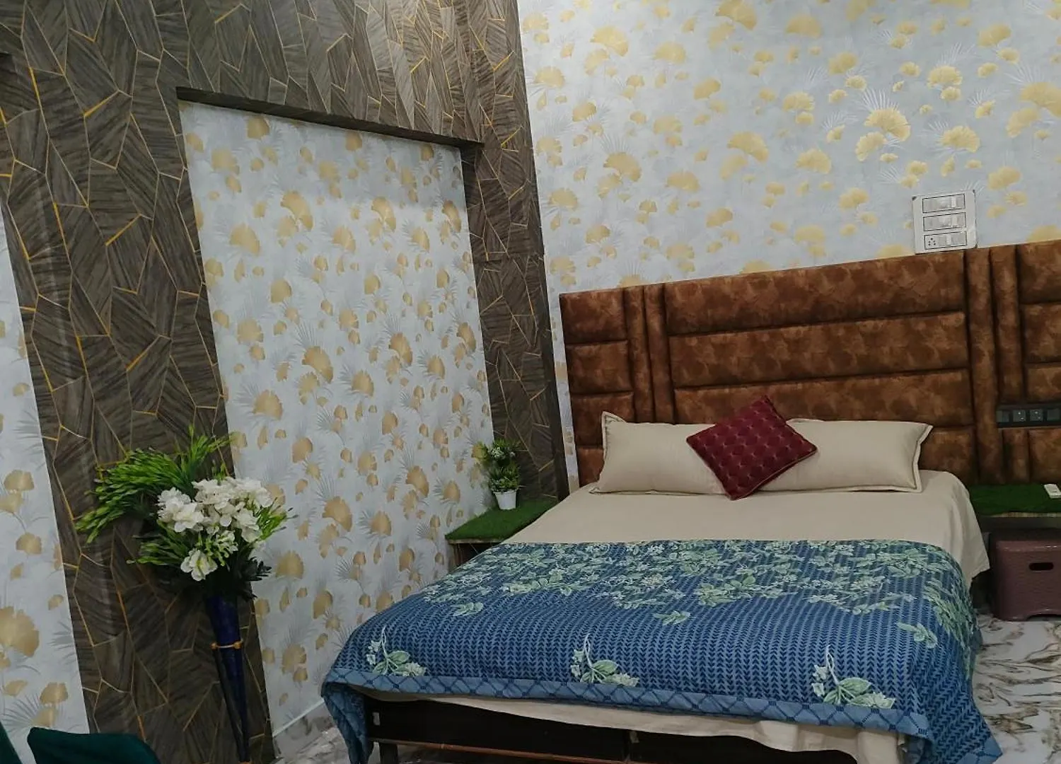 Δωμάτια σε οικογενειακή κατοικία Banarasiya Stay Walking Distance To Banaras Railway Station Βαρανάσι
