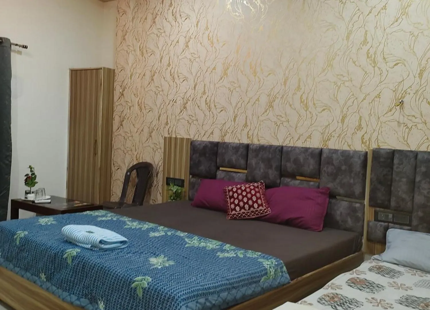 Δωμάτια σε οικογενειακή κατοικία Banarasiya Stay Walking Distance To Banaras Railway Station Βαρανάσι